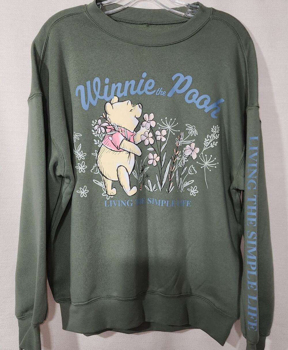 Winnie the pooh '' Living The simple life'' sweatshirt women's XS